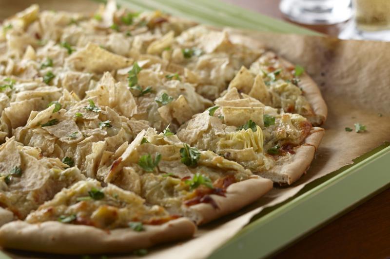 Delicious Artichoke Dip Pizza Recipe Mazola®